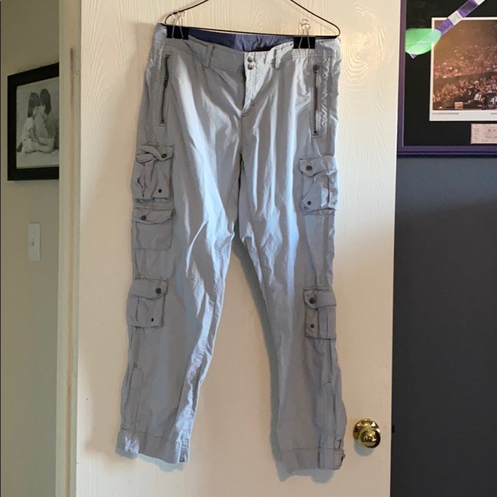 Athletes cargo pants